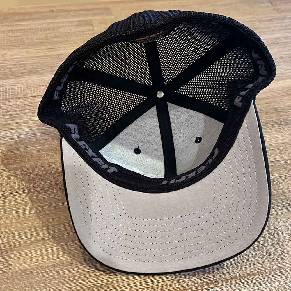 Training Mask Flex Fit Cap - Picture 3 of 4